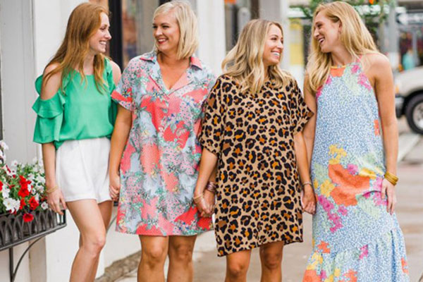 4 women shopping in Downtown Mineral Wells