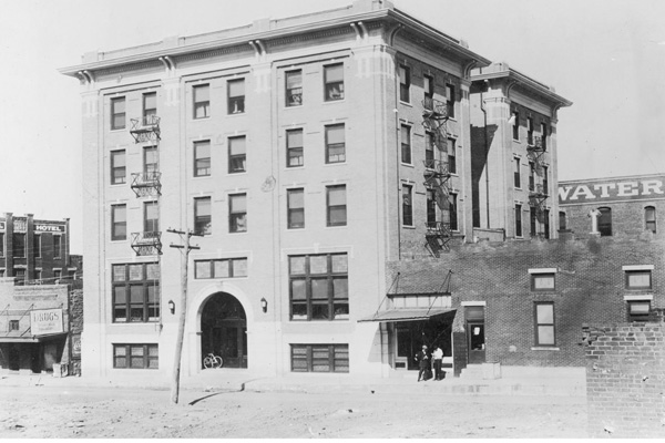 Crazy Hotel 1913. Front of Hotel Facing South Mineral Wells, Tx.