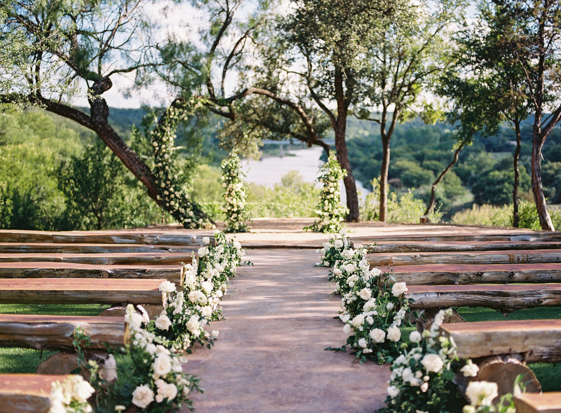 Rest Yourself River Ranch wedding area