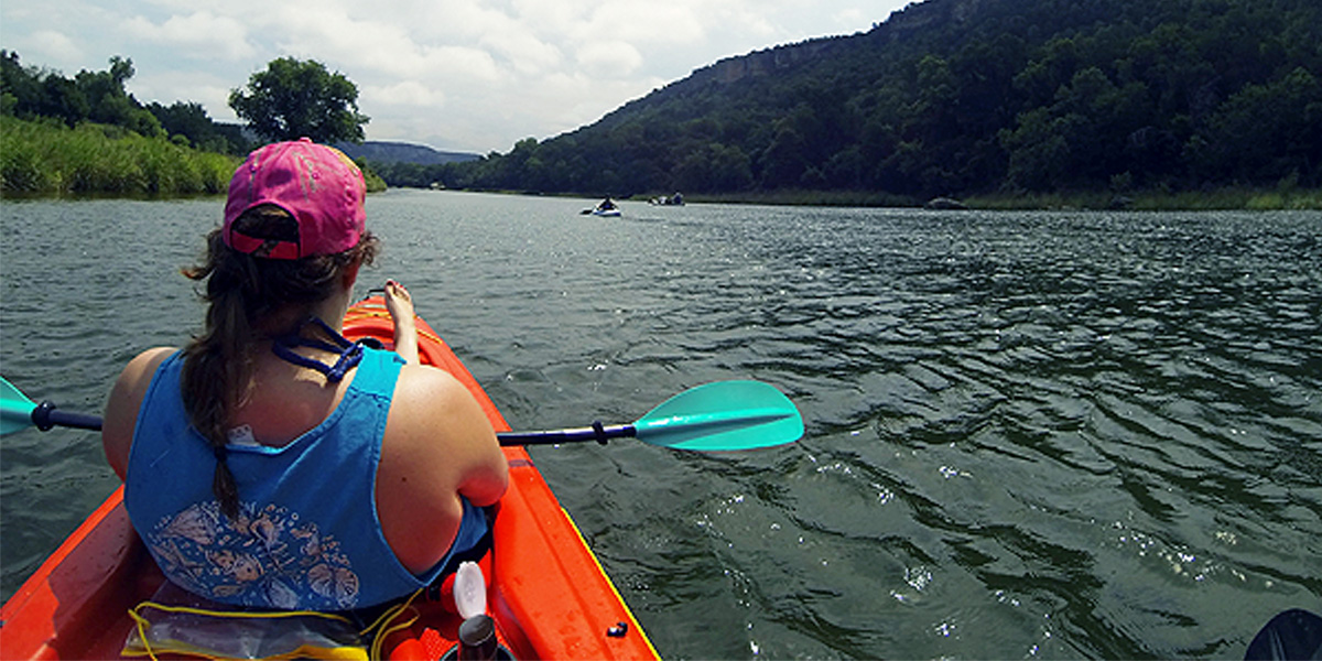 Rochelle's Canoe:Kayak Trips with kayaker on the brazos river